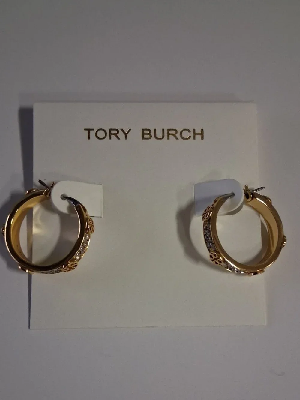 Small Icon Pavé Hoop Earrings -gently used in great condition
